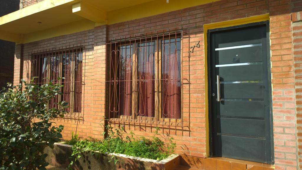 Yate I Villa Puerto Iguazú Exterior foto